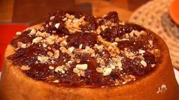 Aprenda a fazer a receita de bolo de nata com creme de cajuína