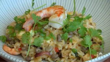 Baião de dois de frutos do mar: confira a receita