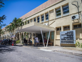 Unidades da Maternidade-Escola em Fortaleza têm surto de infecção, e atendimento fica restrito