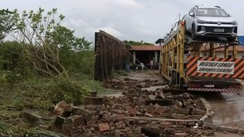 Muro da Base Aérea de Fortaleza desaba após chuvas do fim de semana