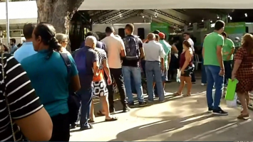 Mutirão na Praça José de Alencar oferece vagas de emprego e serviços gratuitos