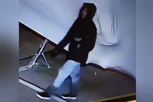 Polícia investiga se brasileira desaparecida na Inglaterra usou barco na cidade onde foi vista pela última vez