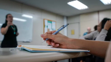 Empresa abre 100 vagas para cursos gratuitos de eletricista em Caucaia e São Gonçalo do Amarante