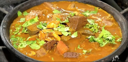 Sarapatel de carneiro: aprenda a fazer o prato de origem portuguesa e forte presença na culinária nordestina